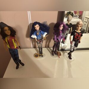 2014 Hasbro Disney Descendants Dolls - Set of 4
